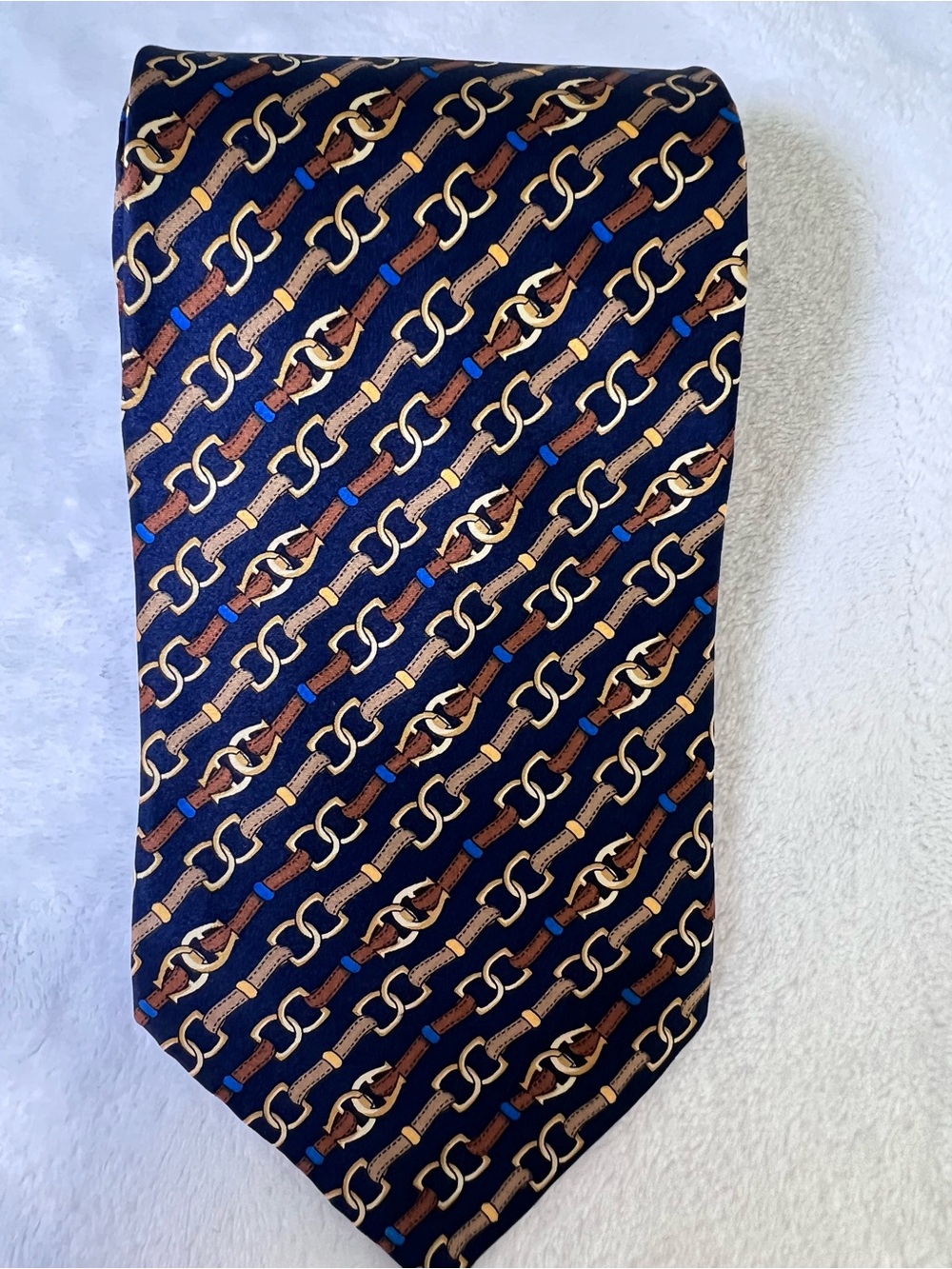 Vintage Etienne Aigner 100% Silk Tie Navy Blue Chain Belt Equestrian 58X3.75”